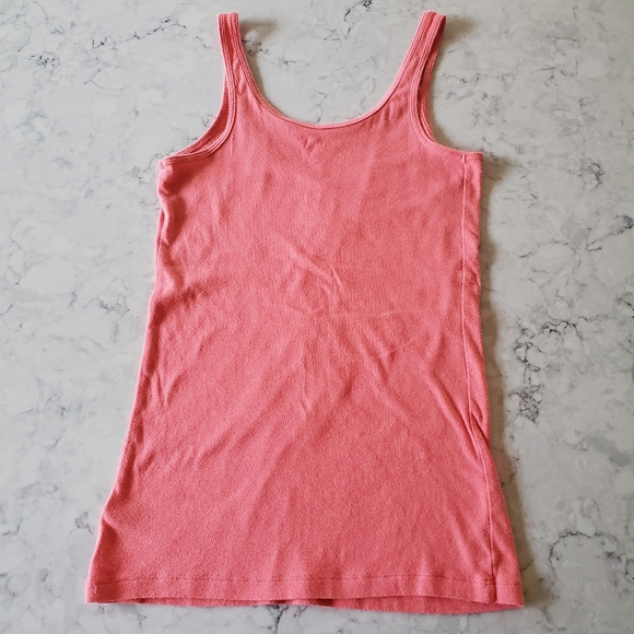 2 Old Navy Super Comfy Tank Tops - Picture 2 of 9